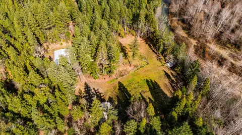 9439 Holland Loop Rd, Cave Junction, OR 97523 photo 8