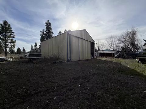 3592 E Lake Ave, Chiloquin, OR 97624 photo 8