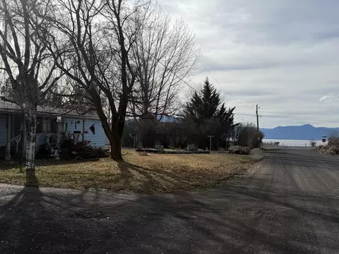 3592 E Lake Ave, Chiloquin, OR 97624 photo 2