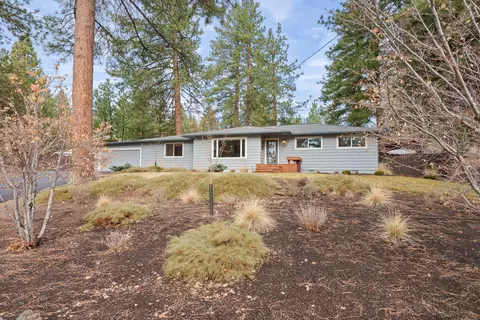 1348 NW Vicksburg Ave, Bend, OR 97703