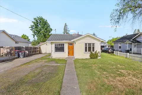 425 N Columbus Ave, Medford, OR 97501