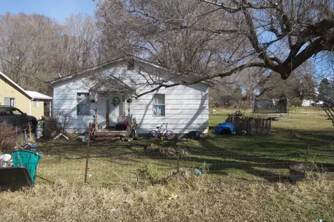 1747 Hope St, Klamath Falls, OR 97603