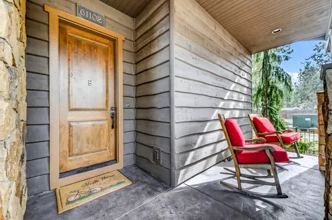 61102 Aspen Rim Ln, Bend, OR 97702