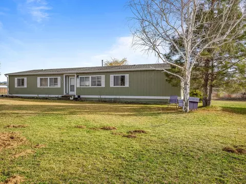 4836 Barney Ct, Klamath Falls, OR 97601
