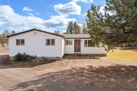 64904 Rimrock Dr, Bend, OR 97703