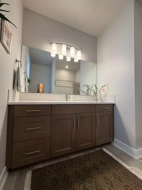 Bath - 20835 SE Caldera Dr, Bend, OR 97702 photo 4 of 5