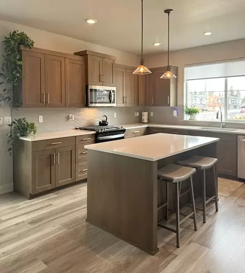 Kitchen - 20835 SE Caldera Dr, Bend, OR 97702 photo 2 of 3