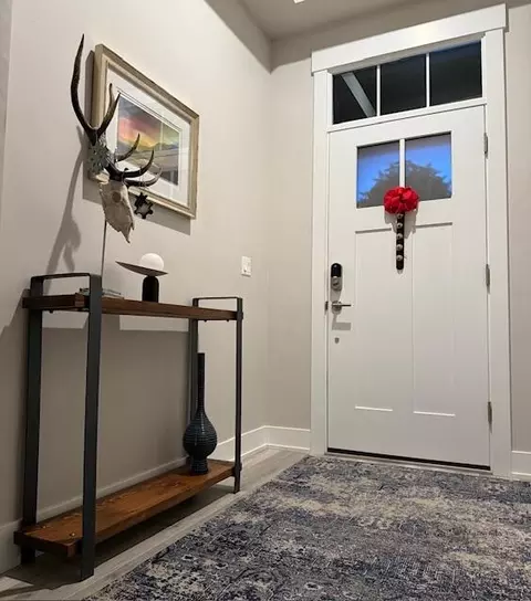 Entry Way - 20835 SE Caldera Dr, Bend, OR 97702 photo 1 of 3