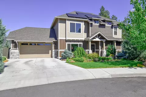 60956 Miles Ct, Bend, OR 97702