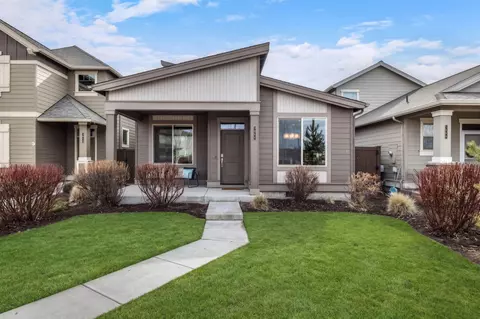 3886 SW Coyote Ln, Redmond, OR 97756