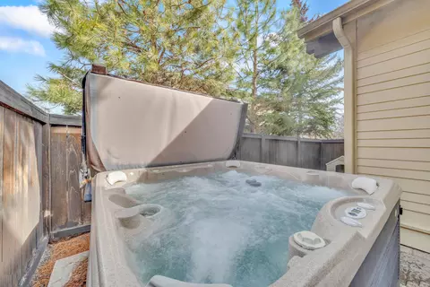 Other - 61429 Linton Loop, Bend, OR 97702 photo 8 of 9