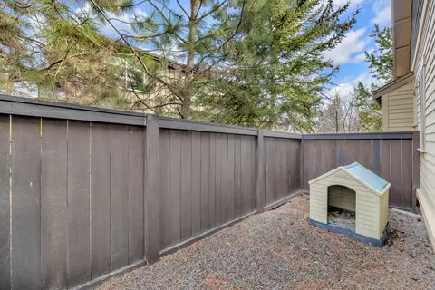 Exterior - 61429 Linton Loop, Bend, OR 97702 photo 4 of 9