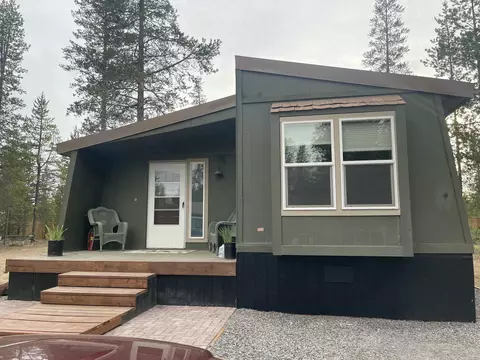 52555 Pine Dr, La Pine, OR 97739 photo 2