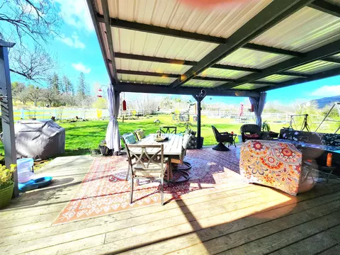 Exterior - 120 Hammel Rd, Eagle Point, OR 97524 photo 14 of 14