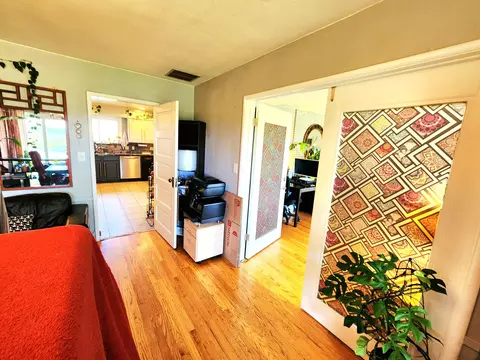 Entry Way - 120 Hammel Rd, Eagle Point, OR 97524 photo 3 of 3