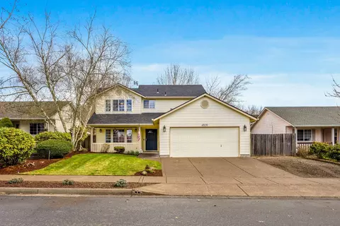 4820 Rebecca St NE, Salem, OR 97305