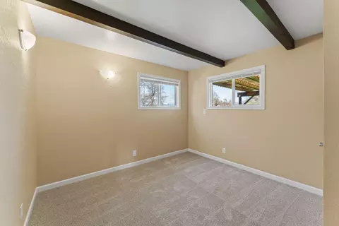 Bedroom - 200 Sierra Dr, Eagle Point, OR 97524 photo 2 of 3
