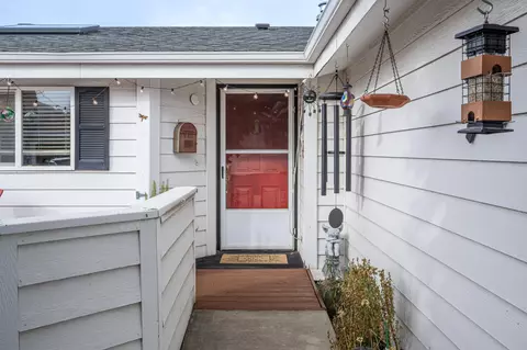 2552 NE Iris Way, Bend, OR 97701 photo 32