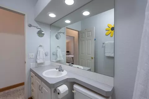 2552 NE Iris Way, Bend, OR 97701 photo 24