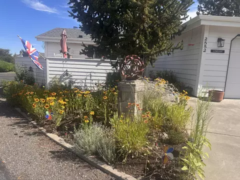 2552 NE Iris Way, Bend, OR 97701 photo 29
