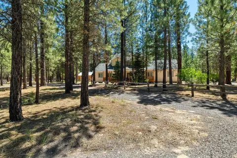14907 Ponderosa Loop, La Pine, OR 97739 photo 2