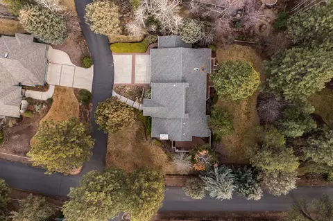 20465 Outback Ct, Bend, OR 97702