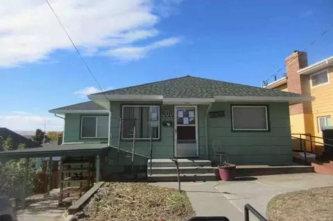 617 NW 5th St, Pendleton, OR 97801