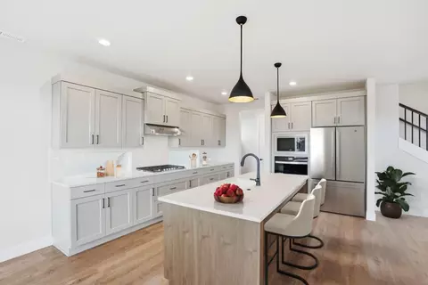 Kitchen - 3923 NE Oakside Lp, Bend, OR 97701 photo 2 of 2