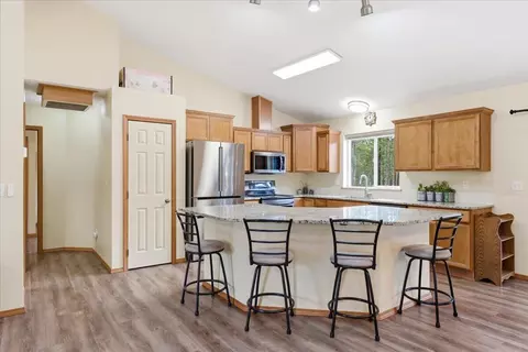 Kitchen - 51475 Wheeler Rd, La Pine, OR 97739 photo 3 of 5