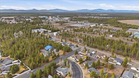 View/Area - 51475 Wheeler Rd, La Pine, OR 97739 photo 4 of 6