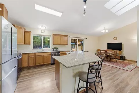 Kitchen - 51475 Wheeler Rd, La Pine, OR 97739 photo 2 of 5