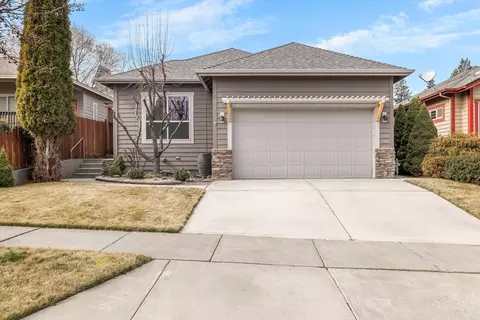 1245 SW Tanner Ct, Bend, OR 97702