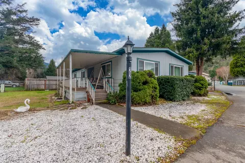 315 W Evans Crk UNIT 22, Rogue River, OR 97537