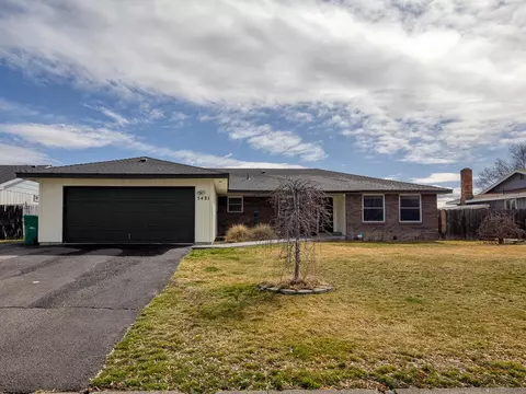 5481 Gatewood Dr, Klamath Falls, OR 97603