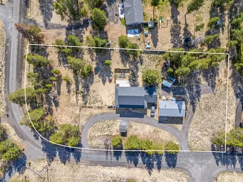 145046 Ringo Ct, La Pine, OR 97739 photo 3
