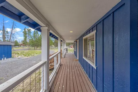 145046 Ringo Ct, La Pine, OR 97739 photo 4