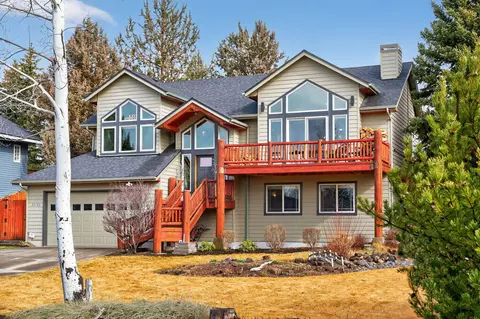 20786 Mira Cir, Bend, OR 97703