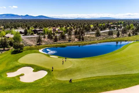 65845 Pronghorn Estates Dr #LOT 44, Bend, OR 97701