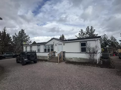 8685 Sisters View Pl, Terrebonne, OR 97760