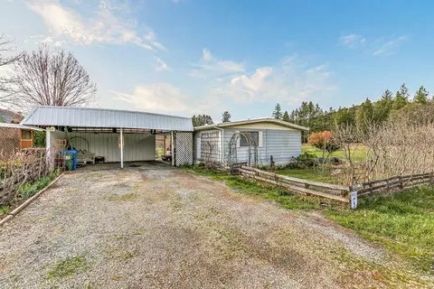 6901 Old Stage Rd UNIT 24, Central Point, OR 97502