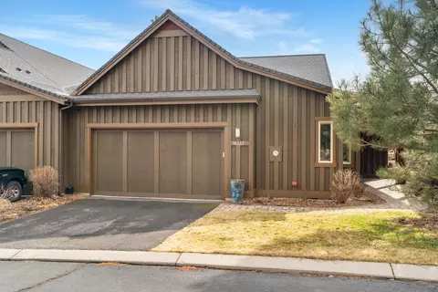 18667 Coffee Ct, Bend, OR 97702