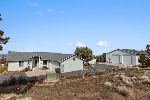 10595 SW Mintken Ln, Culver, OR 97734
