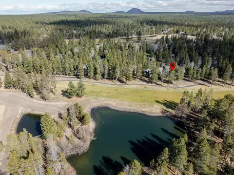 57985 Silver Fir Cir #2, Sunriver, OR 97707