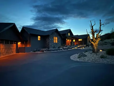 13810 SW Spirit Rock Dr, Powell Butte, OR 97753