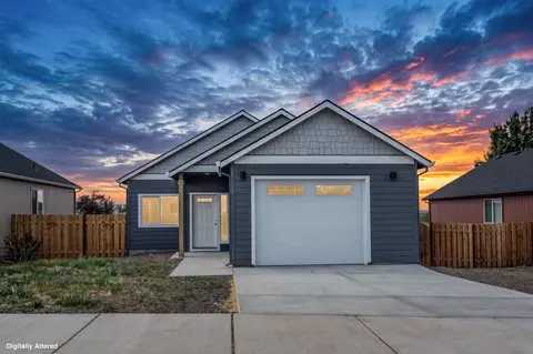 512 SW 6th St #LOT 4, Metolius, OR 97741