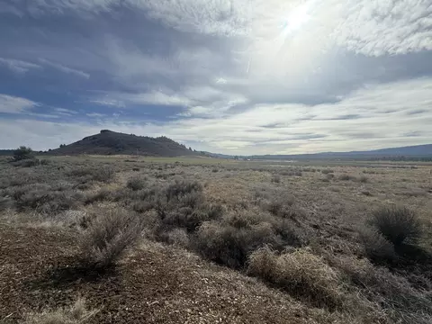 sprague river road, Chiloquin, OR 97624