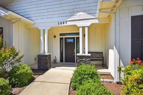 1407 Rustler Peak St, Central Point, OR 97502 photo 11