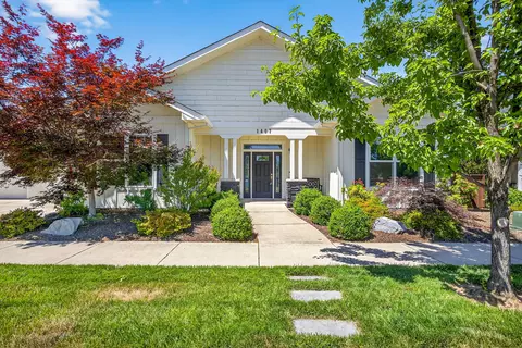 1407 Rustler Peak St, Central Point, OR 97502 photo 9