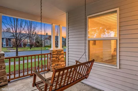 20657 Couples Ln, Bend, OR 97702 photo 2