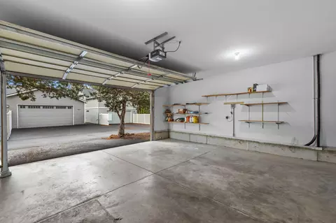 20657 Couples Ln, Bend, OR 97702 photo 40